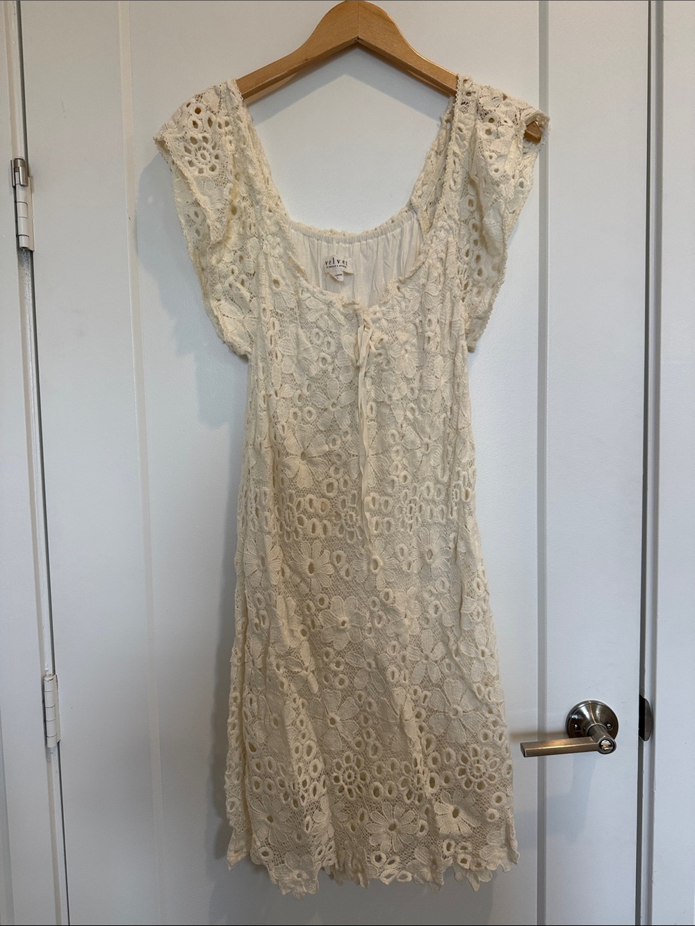 Velvet by Graham & Spencer Cream Crochet Lace Dress